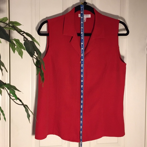 💗Ladies beautiful red sleeveless shirt - Picture 3 of 7